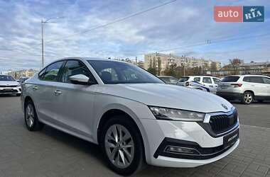 Лифтбек Skoda Octavia 2021 в Киеве