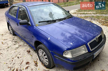 Лифтбек Skoda Octavia 2002 в Киеве