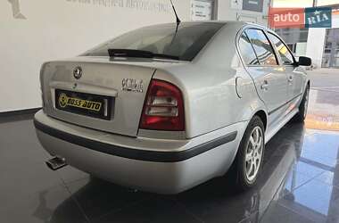 Ліфтбек Skoda Octavia 2003 в Червонограді