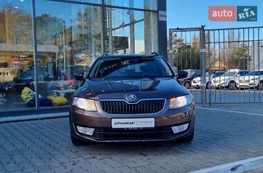 Универсал Skoda Octavia 2015 в Одессе