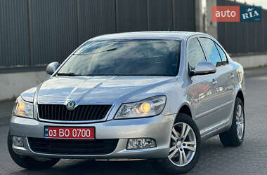 Лифтбек Skoda Octavia 2011 в Луцке