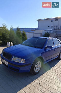 Лифтбек Skoda Octavia 2009 в Черновцах