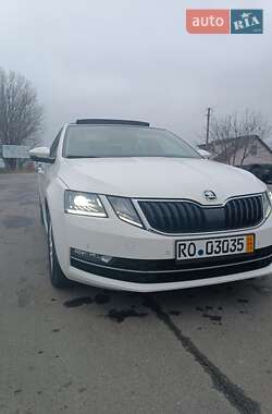 Лифтбек Skoda Octavia 2017 в Калуше