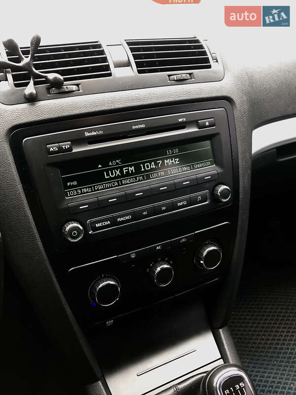 Лифтбек Skoda Octavia 2010 в Радехове фото 11 Лифтбек Skoda Octavia 2010 в Радехове