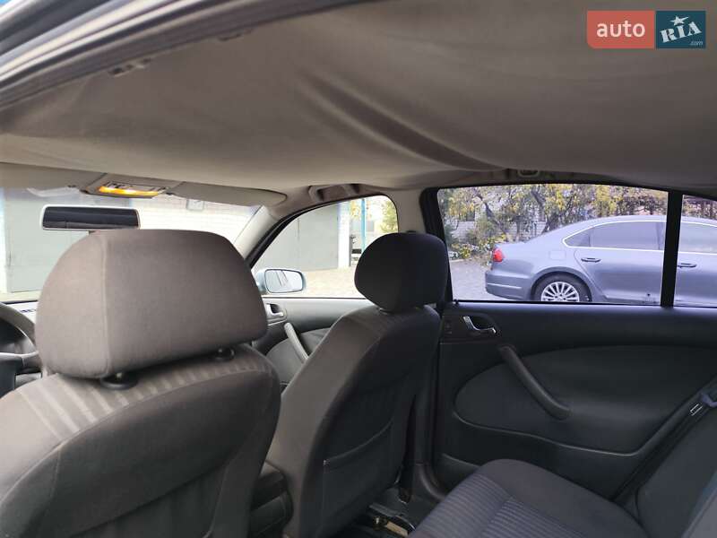 Ліфтбек Skoda Octavia 2003 в Києві