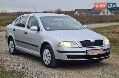 Лифтбек Skoda Octavia 2008 в 