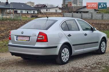 Лифтбек Skoda Octavia 2008 в 