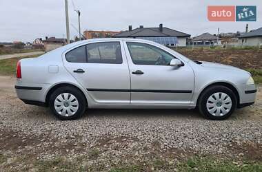 Лифтбек Skoda Octavia 2008 в 