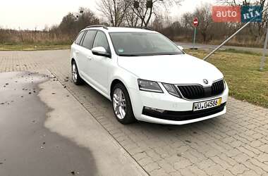 Универсал Skoda Octavia 2018 в Стрые