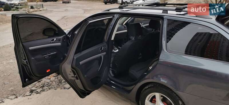 Универсал Skoda Octavia 2010 в Киеве