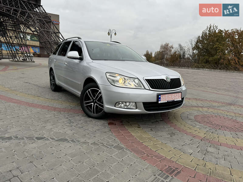 Универсал Skoda Octavia 2010 в Харькове