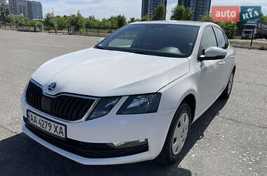 Лифтбек Skoda Octavia 2018 в 