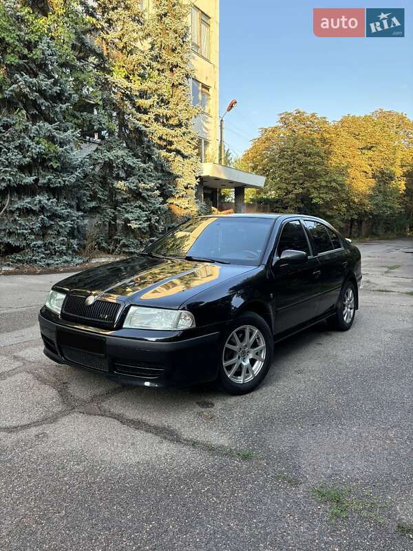 Лифтбек Skoda Octavia 2006 в Черкассах