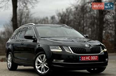 Універсал Skoda Octavia 2020 в Дрогобичі