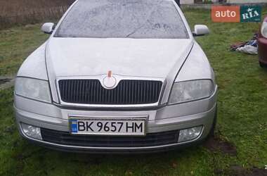 Лифтбек Skoda Octavia 2004 в Костополе