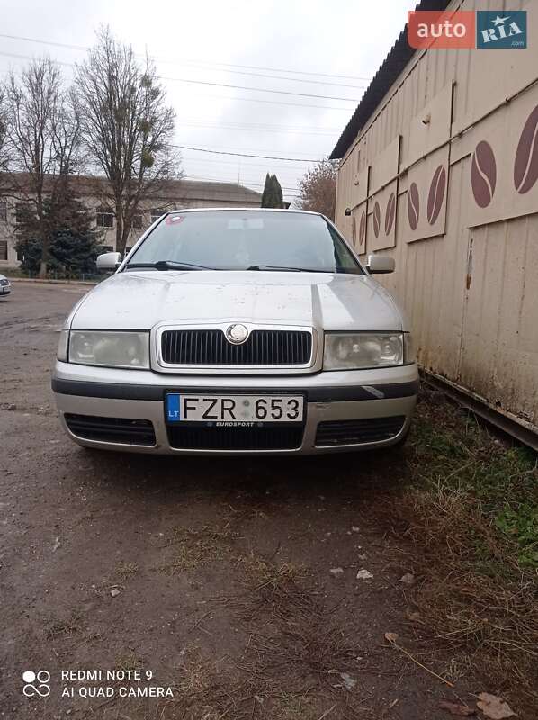 Лифтбек Skoda Octavia 2005 в Андрушевке