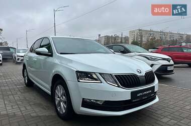 Лифтбек Skoda Octavia 2019 в Киеве