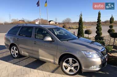 Універсал Skoda Octavia 2010 в Івано-Франківську