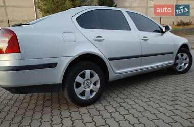 Лифтбек Skoda Octavia 2008 в Львове