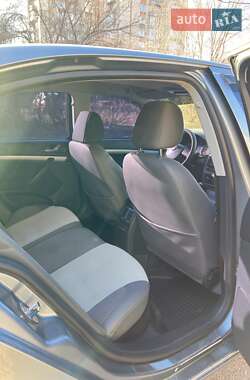 Лифтбек Skoda Octavia 2012 в 