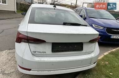 Лифтбек Skoda Octavia 2021 в Днепре