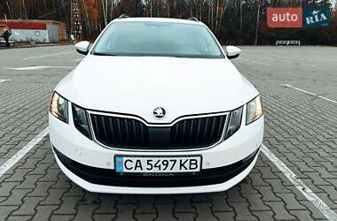 Универсал Skoda Octavia 2018 в Чернигове