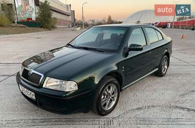 Лифтбек Skoda Octavia 2001 в Киеве