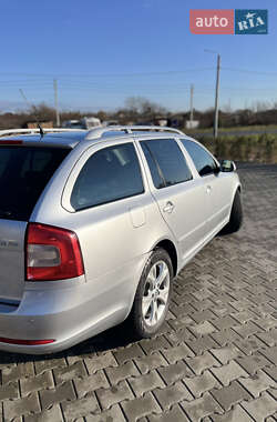 Универсал Skoda Octavia 2011 в 