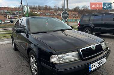 Лифтбек Skoda Octavia 2000 в Харькове