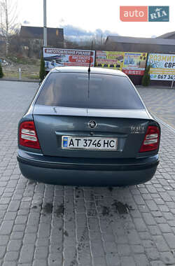 Лифтбек Skoda Octavia 2003 в Надворной