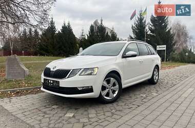 Универсал Skoda Octavia 2019 в Луцке