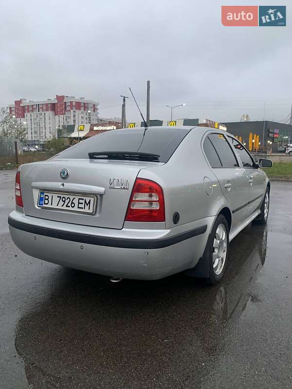 Лифтбек Skoda Octavia 2004 в Крюковщине