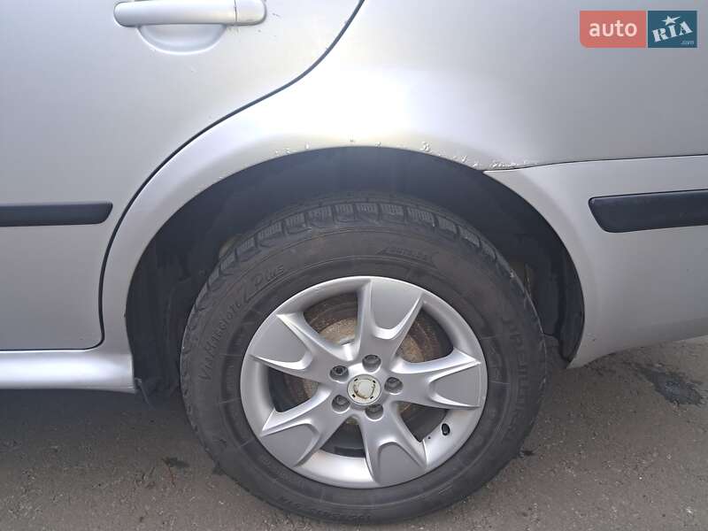 Ліфтбек Skoda Octavia 2007 в Краматорську