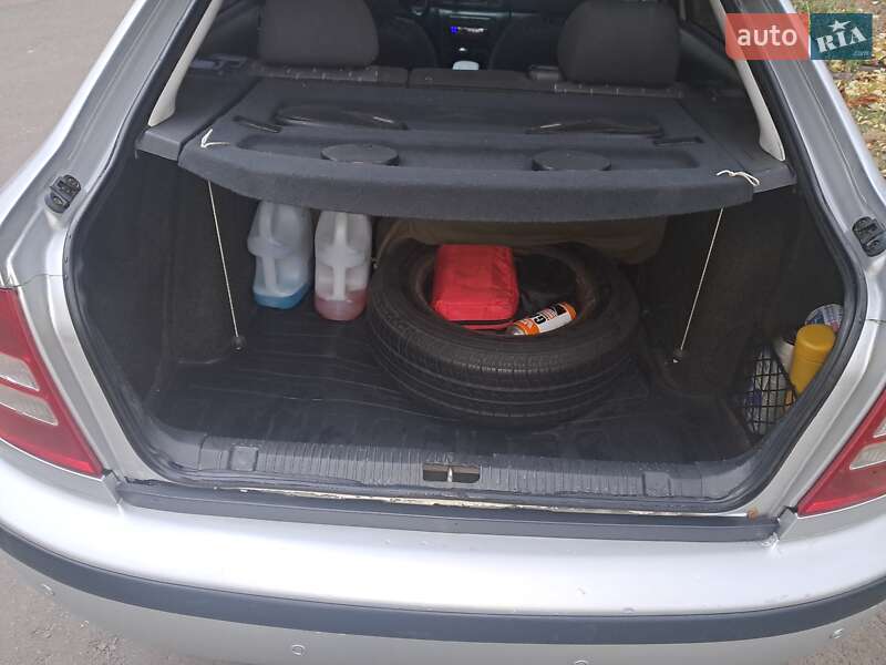 Ліфтбек Skoda Octavia 2007 в Краматорську