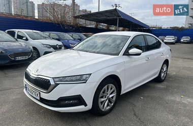 Лифтбек Skoda Octavia 2021 в Киеве