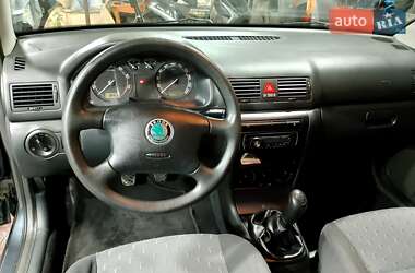 Лифтбек Skoda Octavia 2009 в 