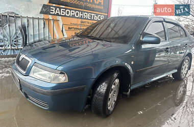 Лифтбек Skoda Octavia 2002 в Умани