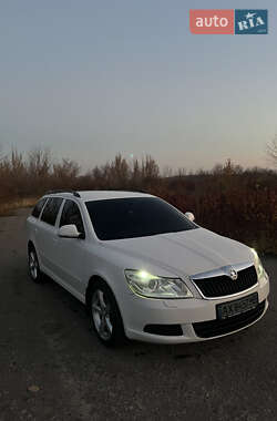 Универсал Skoda Octavia 2010 в Лозовой