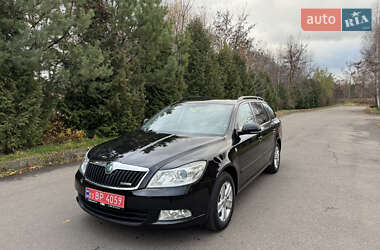 Универсал Skoda Octavia 2013 в Ровно