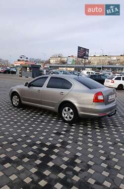 Лифтбек Skoda Octavia 2010 в Полтаве