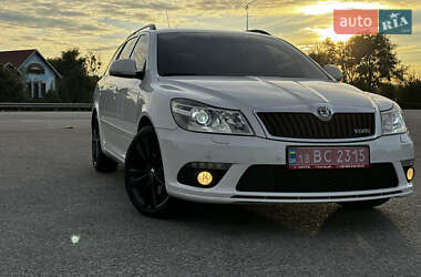 Универсал Skoda Octavia 2011 в Полтаве