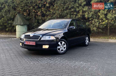 Лифтбек Skoda Octavia 2004 в Мостиске