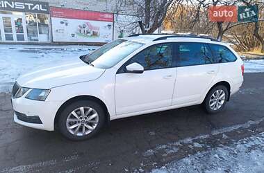 Универсал Skoda Octavia 2018 в Чернигове