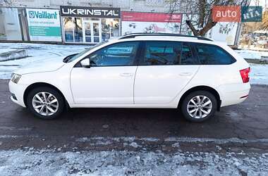 Универсал Skoda Octavia 2018 в Чернигове