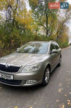 Універсал Skoda Octavia 2010 в Снятині