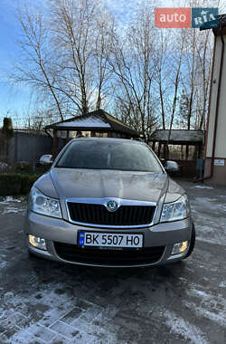 Універсал Skoda Octavia 2010 в Рівному