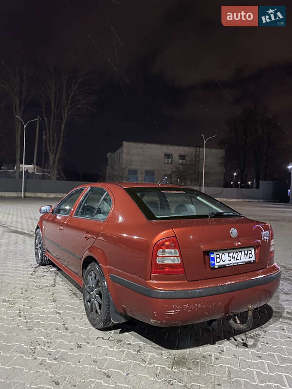 Лифтбек Skoda Octavia 2001 в Львове
