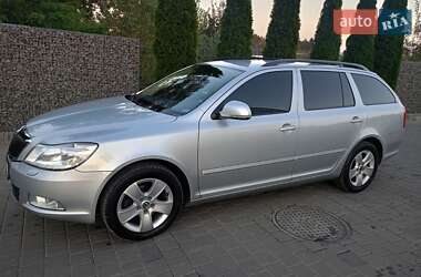 Універсал Skoda Octavia 2010 в Самборі