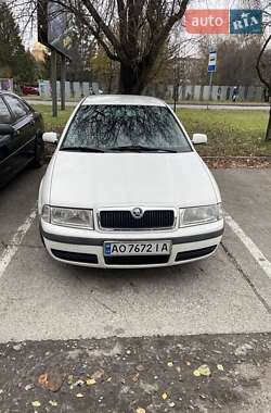 Універсал Skoda Octavia 2002 в Ужгороді