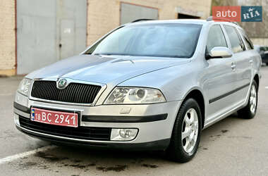 Універсал Skoda Octavia 2009 в Рівному